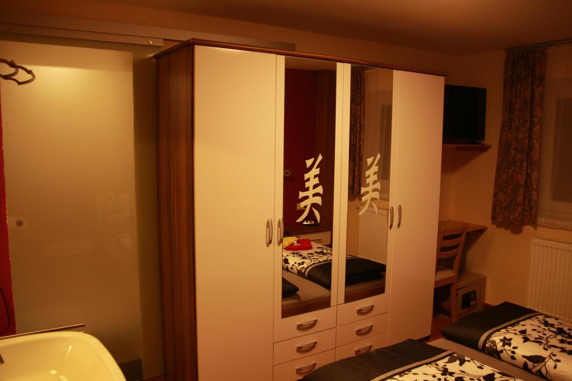 Haus Kartoner Hotel Schladming Kamer foto