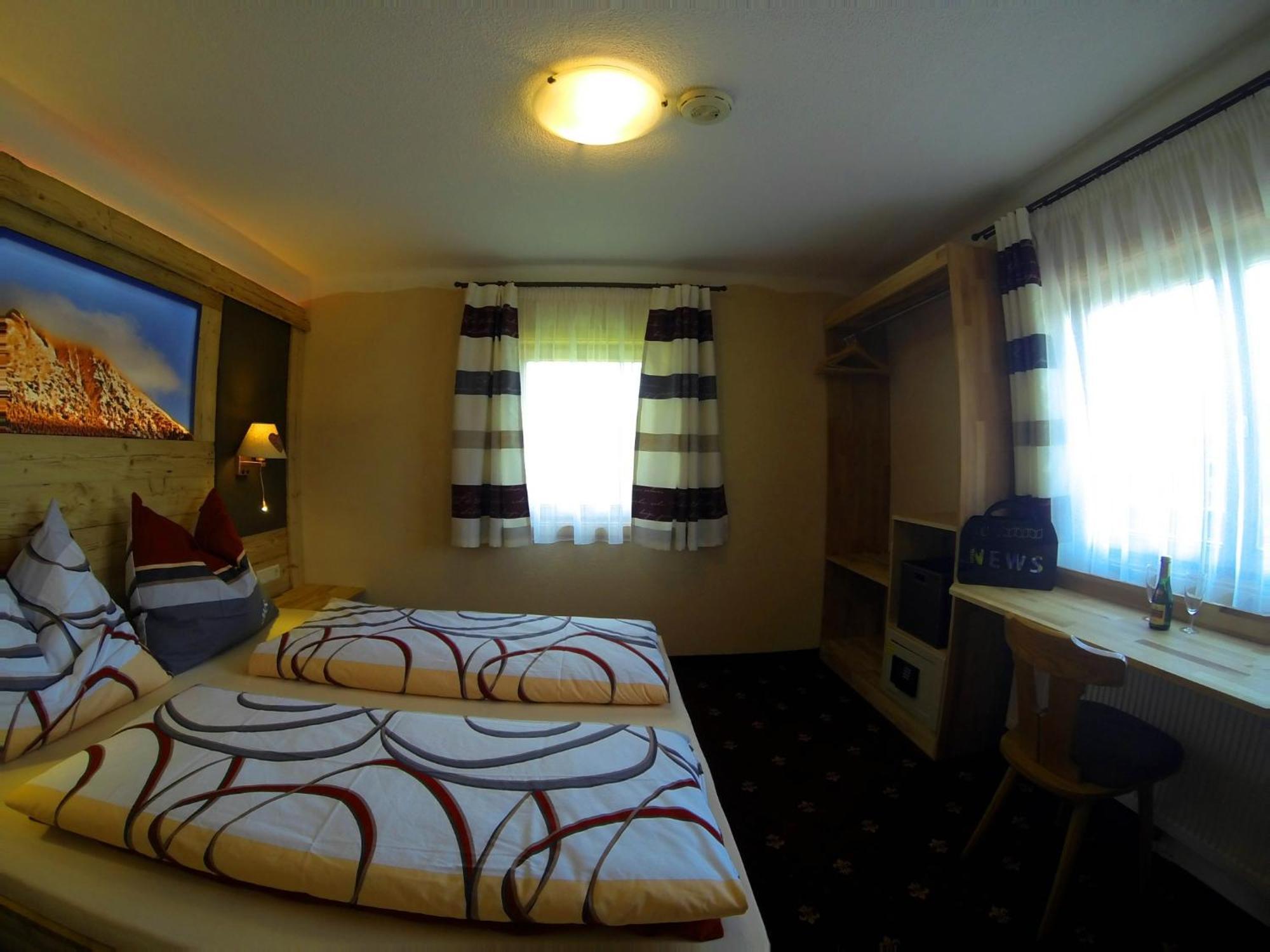 Haus Kartoner Hotel Schladming Kamer foto
